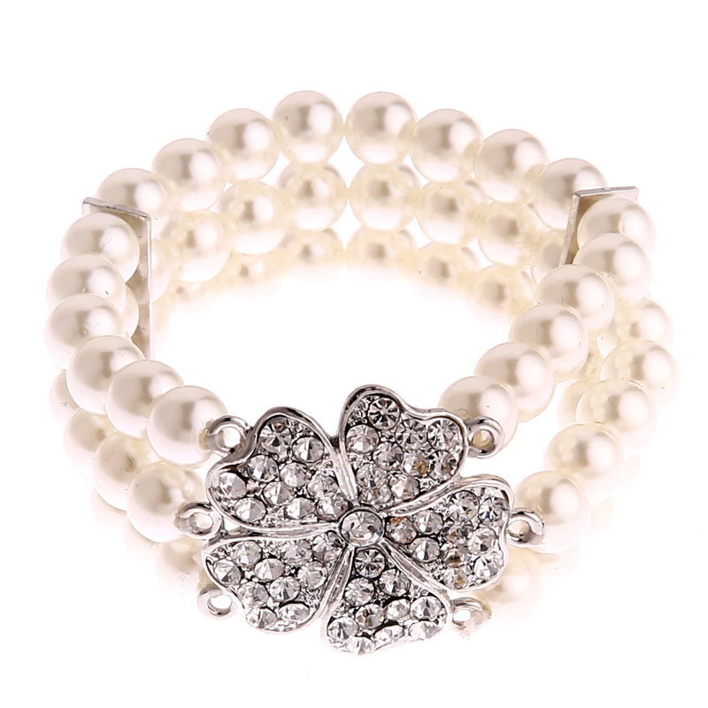 Audrey Hepburn Breakfast at Ti - Women'S Accessories In The 1950S avis et prix