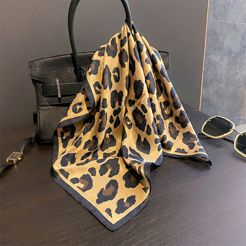 Foulard carré 100% soie imprim - Silk Scarf Square avis et prix